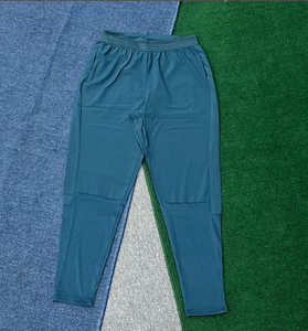 بدلة رياضية صيفية للرجال لكرة القدم - تصميم أحادي اللون - Product Image 4