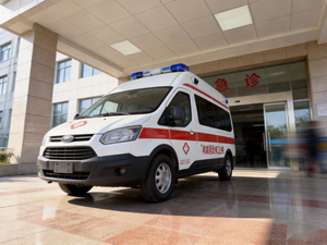 Meilleur <span class=keywords><strong>prix</strong></span> pour véhicule tout-terrain 4x4 diesel <span class=keywords><strong>d</strong></span>'urgence pour les opérations de sauvetage médical et de secours en cas de catastrophe hors route - Product Image 2