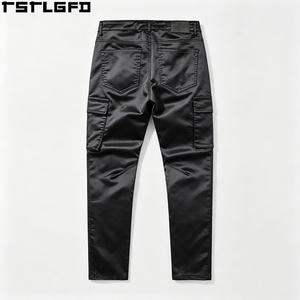 Pantalon cargo skinny personnalisé en denim ciré, aspect cuir, coupe ajustée, avec empiècements, style techwear, vente en gros - Product Image 5