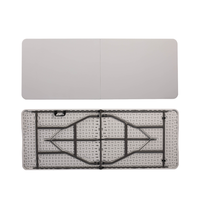 Table pliante moderne de 6 pieds, blanche, pliable, portable, en plastique, durable, résistante aux UV, empilable, imperméable, pour événements