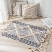 Rembourrage de tapis carré de Style nordique marocain simple et moderne en polyester lavable distinctif pour la maison salon canapé Tatami sol