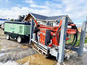 Bán buôn máy nén khí di động cho Giàn Khoan giếng nước động cơ diesel Vít Máy nén khí 18/17 - Product Image 5
