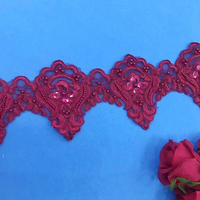 Vente en gros Stock Robe Perlée Bordure Perle Cordon Robe de mariée Robes de mariée Mariage Dentelle Applique Dentelle Mariage