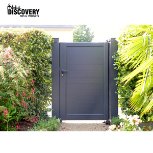 Portail extérieur en aluminium thermolaqué 4 x 6 au design moderne, écologique, étanche et personnalisable pour jardin et cour arrière - Product Image 3