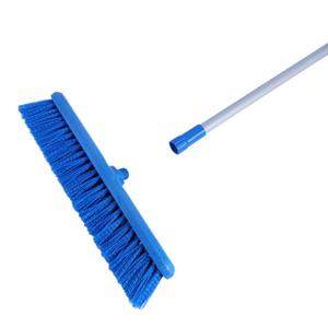 Brosse de nettoyage professionnelle avec manche de 50 pouces bleue pour le nettoyage et le récurage des terrasses, allées, cours, patios, sols en <span class=keywords><strong>bois</strong></span>, pierre et carrelage - Product Image 3