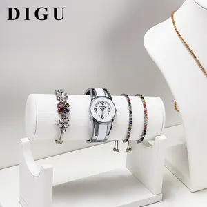 DIGU Customized Leather Jewelry Display Props Wholesale Necklace Bracelet Jade Window Jewellery Display Set