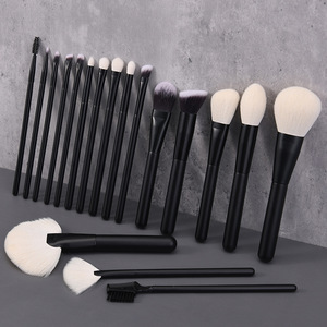 YRX 18pcs Makeup <b>Brushes</b> Set Soft Hair Oem Private Label Makeup <b>Brush</b> Set Cruelty Free Vegan Fiber Makeup <b>Brushes</b> - Product Image 1