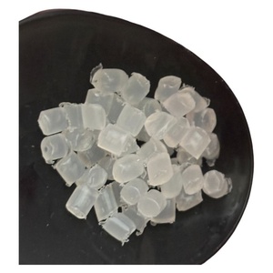 Particules de LDPE à haute élongation douce pour gants jetables, poches d'étanchéité, films de construction - Product Image 4