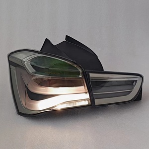 Conjunto de Luces Traseras para BMW Serie 1 F20 2015-2018, Lentes Ennegrecidas, LED de Dirección, Restauración de Calidad, 12V, para Serie 3 F30 F35 - Product Image 6