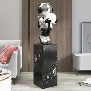 Escultura Moderna y Popular de Astronauta en Fibra de Vidrio Reforzada con Plástico, Decoración Personalizada para el Hogar o Centros Comerciales - Product Image 2