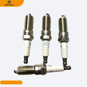 电子包装 - 每包 4 件 - 适用于阿尔法罗密欧 159 (939_) ILTR5A-13G 的 NGK 铂金火花塞 - Product Image 1