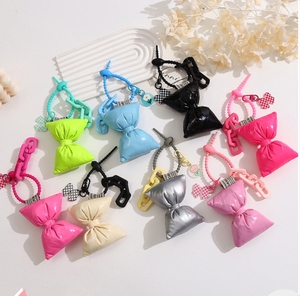 Mengda túi khí móc khóa cô gái kim loại thời trang dễ thương đơn giản Móc Khóa Mặt dây chuyền túi dễ thương - Product Image 1