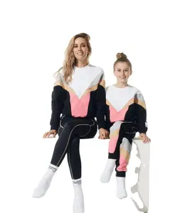 Girocollo a girocollo a forma di pipistrello sottile. Vestiti abbinati madre e figlia maglione e collant donna Leggings - Product Image 1
