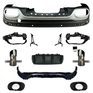 Kit de Difusor Trasero y Puntas de Escape para Mercedes-Benz GLB X247, Material PP Plateado y Negro, Estilo AMG para GLB180 200, Modificación - Product Image 4