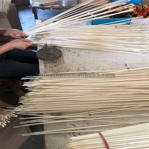 Teint en gros naturel blanc paon bâton tige plumes de paon pour matériel de montage de mouches accessoire de pêche bricolage artisanat naturel - Product Image 3