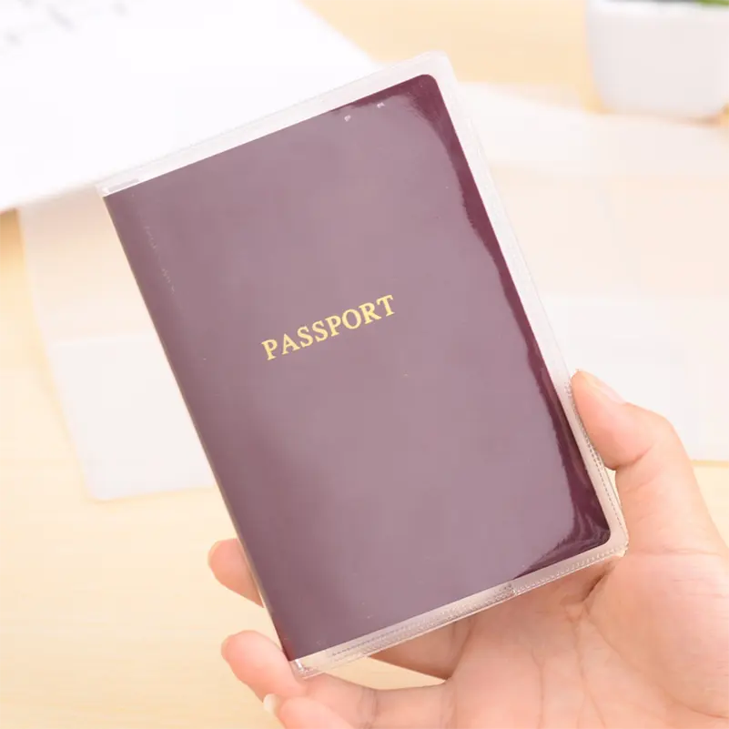 Özelleştirilmiş PVC şeffaf çok fonksiyonlu buzlu pasaport kart tutucu kimlik tutucu çoklu kart pozisyonu kalınlaşmış pasaport tutucu
