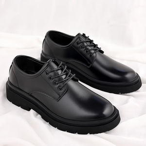 Scarpe da <span class=keywords><strong>Uomo</strong></span> in Vera Pelle Estive Traspiranti con Lacci Stile Britannico Punta Larga Casual Nere Formali per Matrimonio - Product Image 2