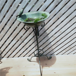 Support <span class=keywords><strong>pour</strong></span> <span class=keywords><strong>bassin</strong></span> à oiseaux en fer forgé fait main, style vintage créatif, sur pied haut, style vieilli, mangeoire à oiseaux - Product Image 4