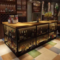 Comptoir de bar en bambou de style industriel pour café, salon de thé, restaurant et bar - Usage commercial