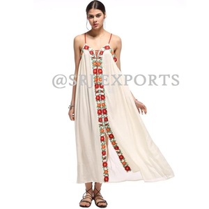 Vestido Maxi Largo de Algodón Hecho a Mano Estilo Vintage con Bordado Floral Bohemio y Encaje Transpirable para Mujer Talla Grande - Product Image 4
