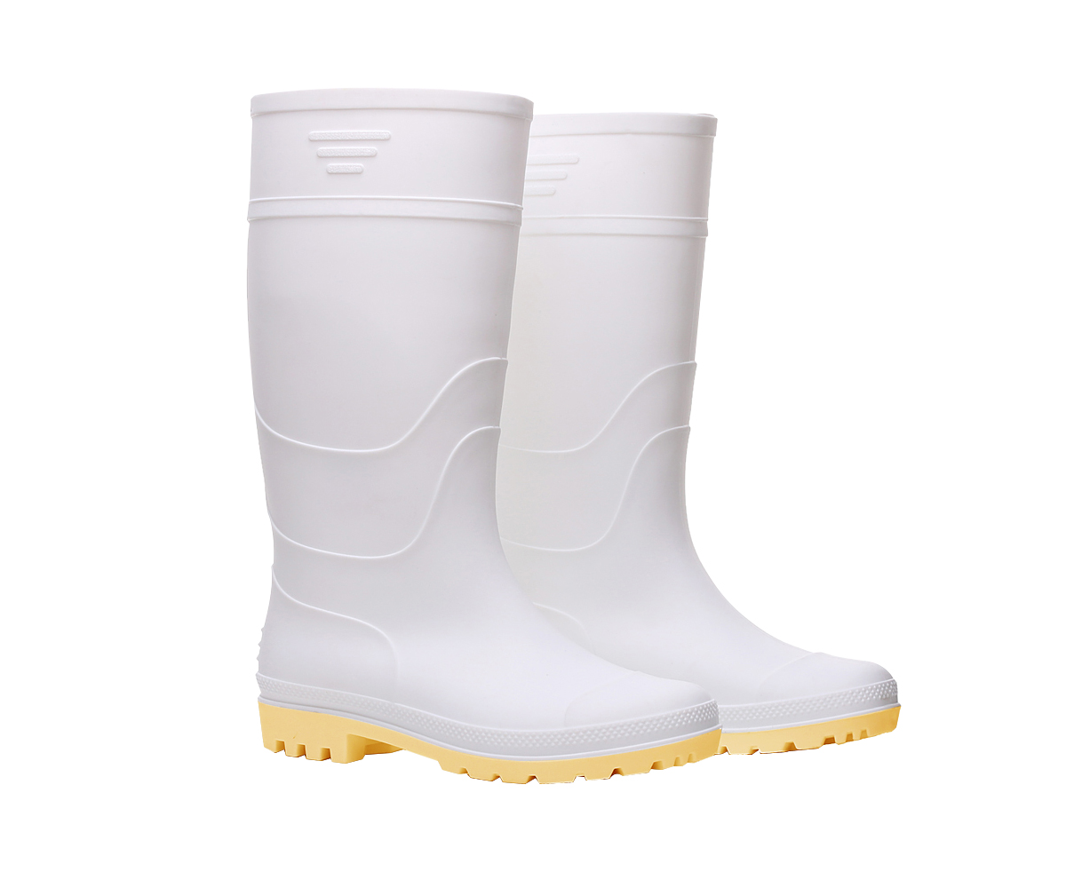 Stradivarius, Zara las botas de goma blancas se llevan este invierno