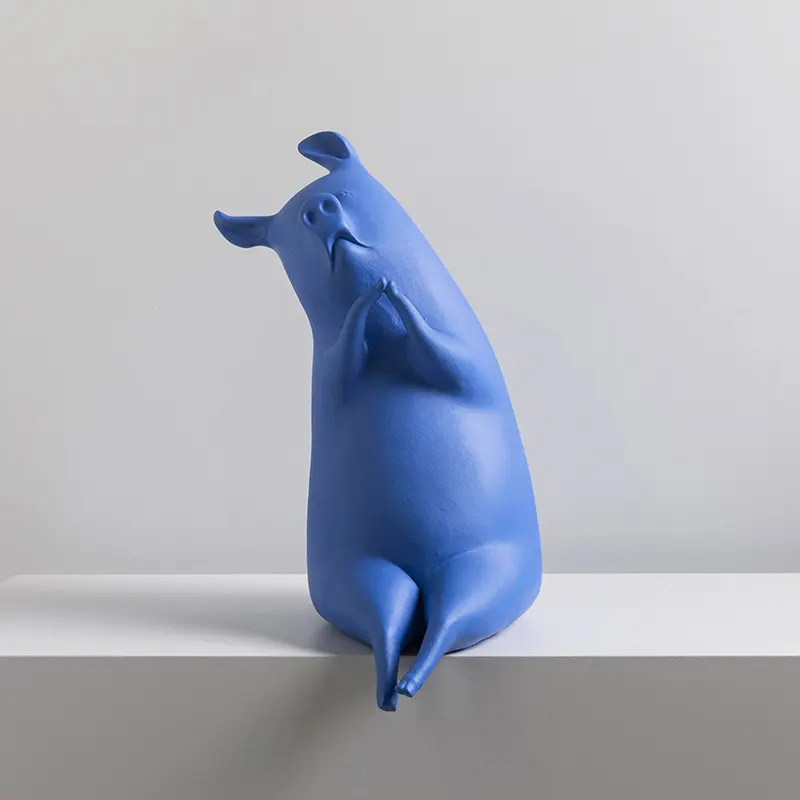 Patung Babi Lucu Dekorasi Meja Biru Resin, Patung Binatang Abstrak