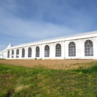 Fabricant professionnel de tentes d'exposition personnalisées pour événements, 10*30M, en aluminium, pour 300 personnes, pour événements en plein air, fêtes