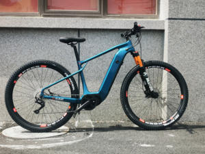 Cadre de <span class=keywords><strong>vélo</strong></span> de montagne <span class=keywords><strong>électrique</strong></span> à <span class=keywords><strong>moteur</strong></span> central 4LEAF en fibre de carbone super légère pour <span class=keywords><strong>vélo</strong></span> <span class=keywords><strong>électrique</strong></span> 26 "27.5" ,29 ". - Product Image 6