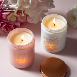 Bougie aromatique haut de gamme pour la Saint-Valentin avec lumière LED intégrée et motif de confession gravé au laser - Product Image 4