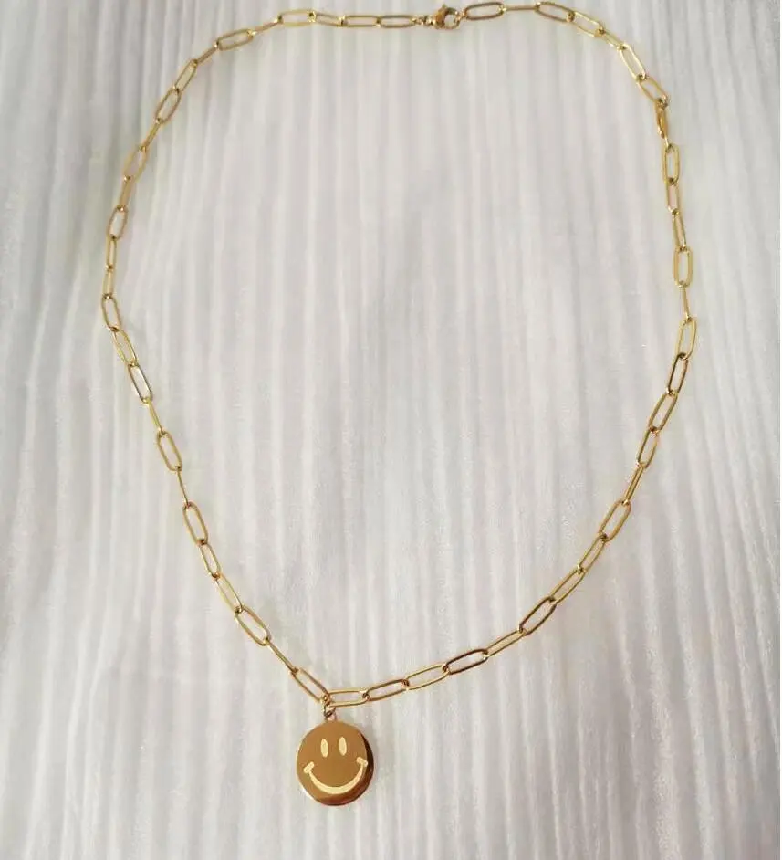 Aizhilin collier femme mutlu gülümseme yüz tıknaz Paperclip topu zincir daire kolye adı kolye altın kişiselleştirilmiş