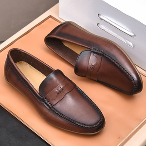Mocassins en cuir véritable pour hommes, bout rond, à enfiler, chaussures décontractées et élégantes pour l'été - Product Image 2