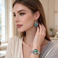 Ensemble de bijoux bohèmes en coquille d'ormeau naturelle ovale, bracelet réglable en maille d'acier inoxydable et boucles d'oreilles pendantes à fermoir levier