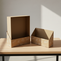 Boîte à gâteau pliable en carton ondulé recyclable, sans danger pour les aliments, respectueuse de l'environnement, avec gaufrage à chaud doré, pelliculage mat, taille personnalisable