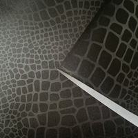 Papier enduit de tissu polyester doux pour la peau, avec un design unique en texture de peau de crocodile, pour l'emballage de boîtes cadeaux, film de laminage