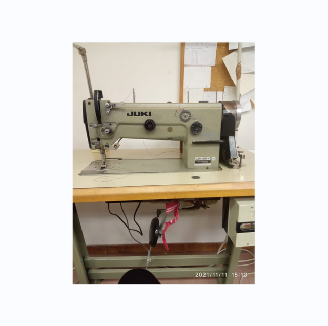 Japan Brand Single Needle Lock Stitch Zigzag Stitching Machine in Stock
