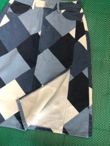 กระโปรงผ้ายีนส์สำหรับผู้หญิงกระโปรงผ่าข้างสีขาวและน้ำเงินมีสไตล์สำหรับผู้หญิงใส่ได้ทุกวัน - Product Image 5