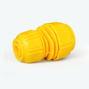 Connecteur de réparation de tuyau en plastique jaune Guoma Ruixiang, fileté de 6 à 1 pouce, pour la fixation des tuyaux d'arrosage de jardin - Product Image 2