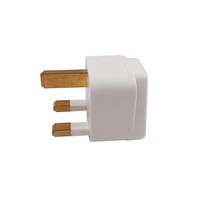 Enchufe del Reino Unido con enchufe universal Adaptador de viaje Enchufe de conversión