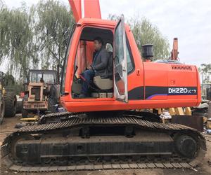 Excavadora de cadenas Doosan DH220-7 usada, cucharón de 1.3m, potencia de 108kW, peso de 22000kg - Product Image 2