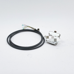 1060116 Rs10-m111, met kabel Nieuw Origineel Direct leverbaar Industriële automatisering Pac Specifieke PLC-programmeercontroller - Product Image 1
