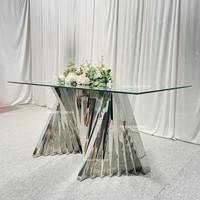 Meubles bon marché pour les événements de mariage, table à manger pour la mariée et le marié en acier inoxydable argenté avec plateau en verre transparent