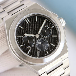 Adopta un Diseño de Tres Capas con una Superficie Tipo Rejilla que Realza Directamente la Sensación de Lujo del Reloj Mecánico - Product Image 1