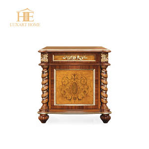 أحدث الأثاث الكلاسيكي الفاخر من منصة نوم وأدراج للصدر - Product Image 4