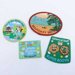 Patch brodé personnalisé de luxe, logo lettre personnalisé, patch tissé pour vêtements, broderie thermocollante pour vêtements - Product Image 2