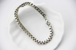 Bracciale ZRM per Bambini in Lega di Zinco Vintage, Sottile, con Catena Geometrica e Ciondolo, Ideale per Anniversari - Product Image 6