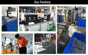 D114 Casquette chirurgicale non tissée jetable légère pour hommes Couvre-<span class=keywords><strong>chaussures</strong></span> <span class=keywords><strong>de</strong></span> laboratoire <span class=keywords><strong>de</strong></span> <span class=keywords><strong>sécurité</strong></span> Usage industriel Matière plastique Médecins - Product Image 5