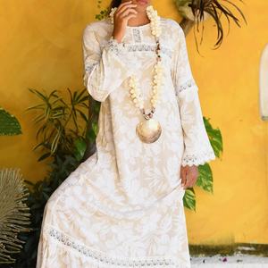 Robe longue décontractée à manches longues avec découpes florales hawaïennes personnalisées OEM, coupe ample, en rayonne luxueuse - Product Image 5