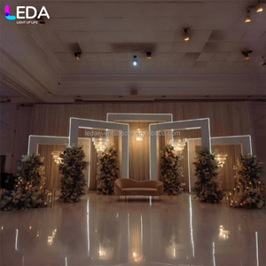 Leda Tùy Chỉnh Đám Cưới Hội Trường Sân Khấu 5 Mảnh Thiết Lập Vòm LED Acrylic Backdrop Đứng Vòm Cho Các Sự Kiện Trang Trí Nội Thất - Product Image 6