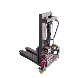 Tragbarer 300 kg 1,6 <span class=keywords><strong>m</strong></span> elektrischer Gabelstapler mit verbreiterten Gabeln Bühnen beleuchtung Sound Lift Bewegliche abnehmbare kleine elektrische Gabelstapler - Product Image 1