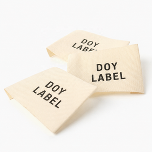 Coser en el diseño <span class=keywords><strong>de</strong></span> <span class=keywords><strong>ropa</strong></span> personalizada Nombre <span class=keywords><strong>de</strong></span> la marca Serigrafía 100% Algodón Lona <span class=keywords><strong>Etiquetas</strong></span> principales <span class=keywords><strong>para</strong></span> chaquetas - Product Image 1
